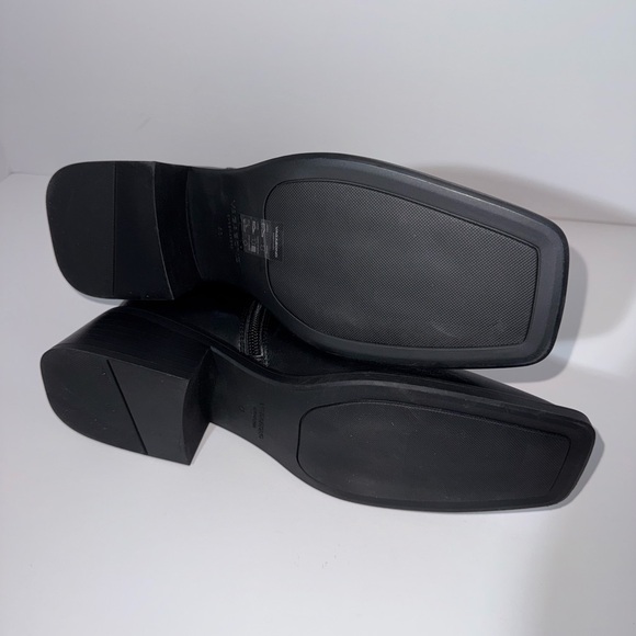 Vagabond Buckle Ankle Boots - Picture 4 of 5